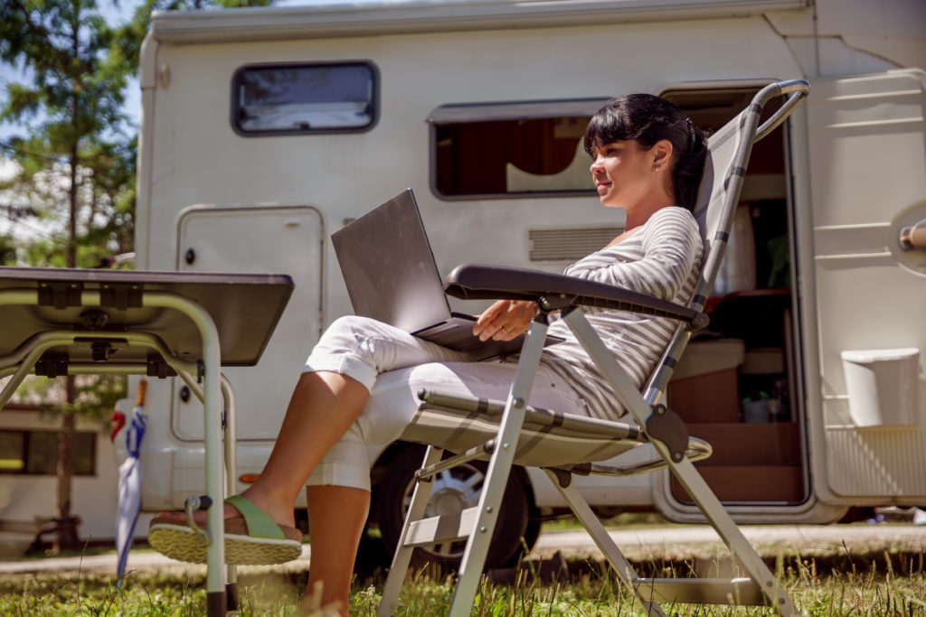 How To Make Money Online and Travel While Living In an RV 4